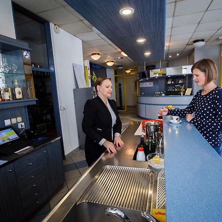 Hotel Dravograd エクステリア 写真