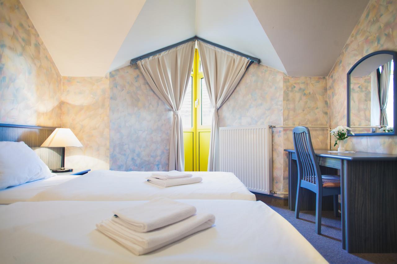 Hotel Dravograd エクステリア 写真